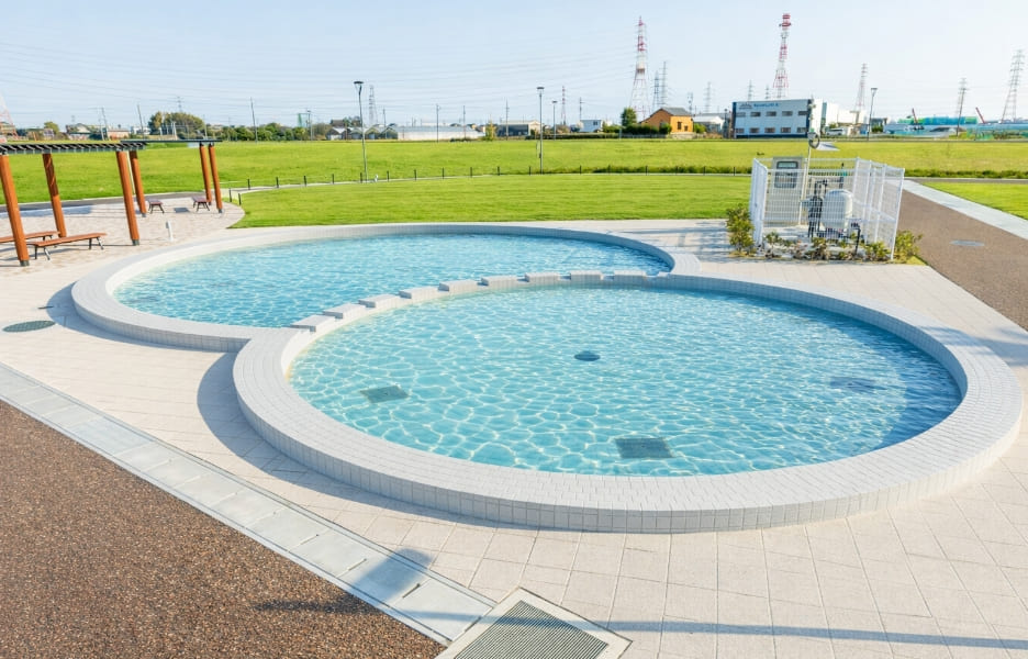 じゃぶじゃぶ池