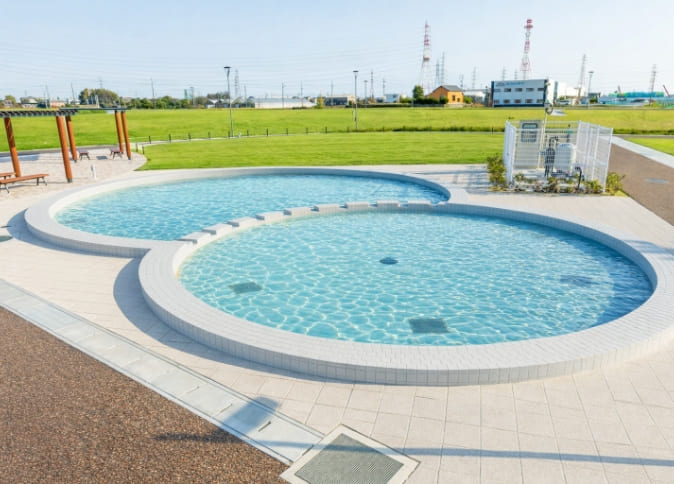 じゃぶじゃぶ池